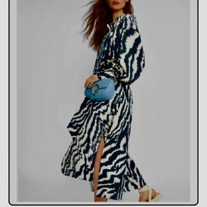 Ted Baker London Sandiia printed long sleeved  midi dress size small